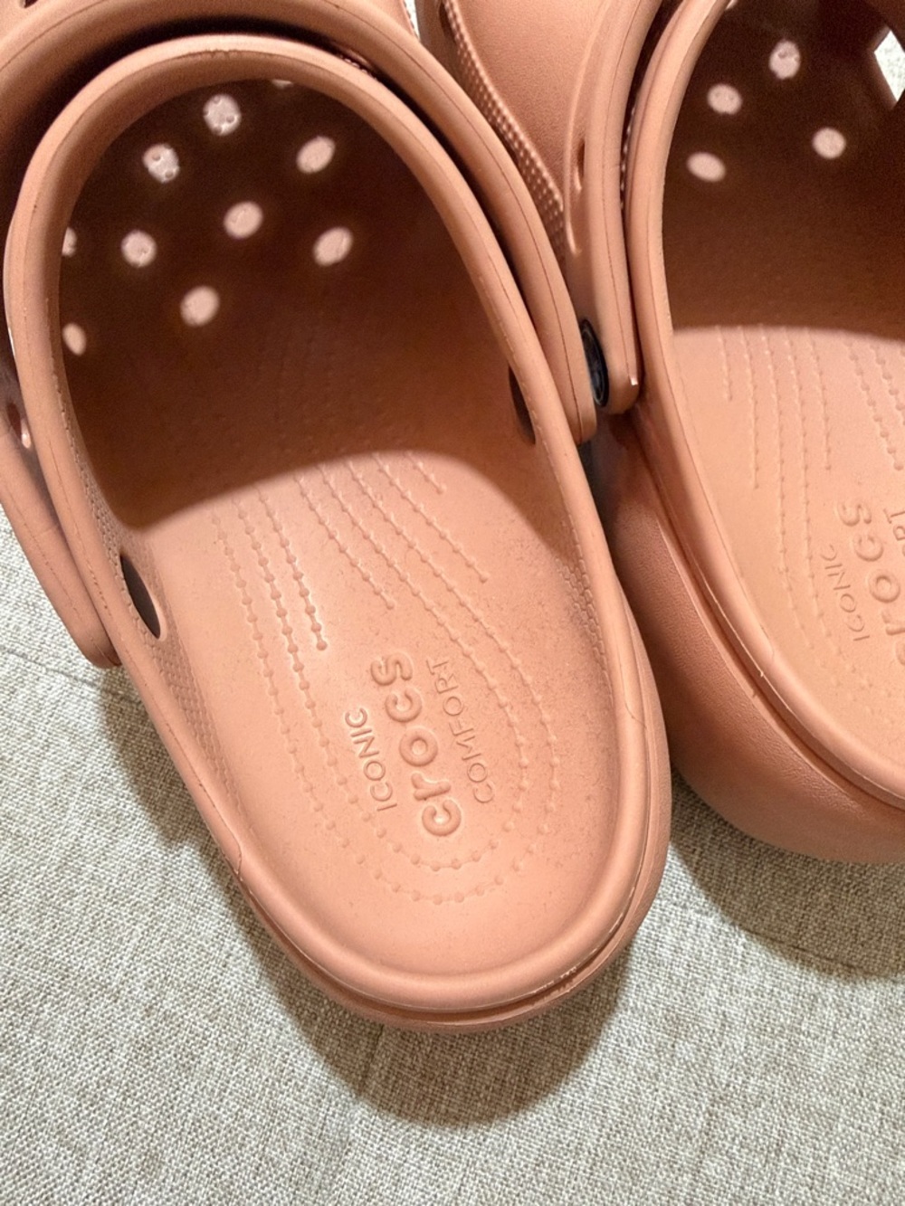 Pink platform crocs - Picture 4 of 6